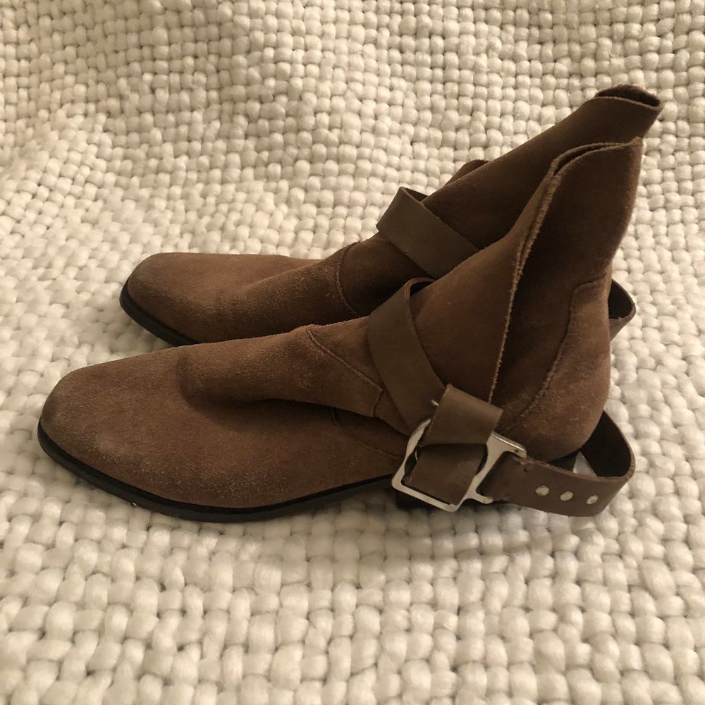 JOE'S Tan Suede Short Ankle Boots Women's Size 10